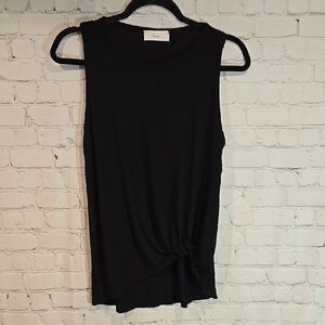 Braeve black twist front tank top size S